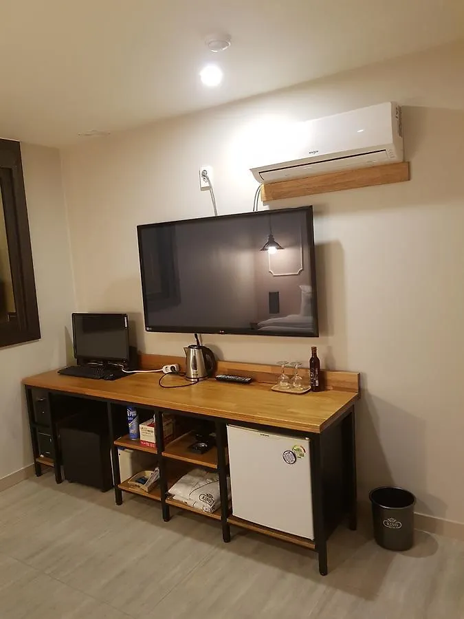 Goodstay King Motel Busan